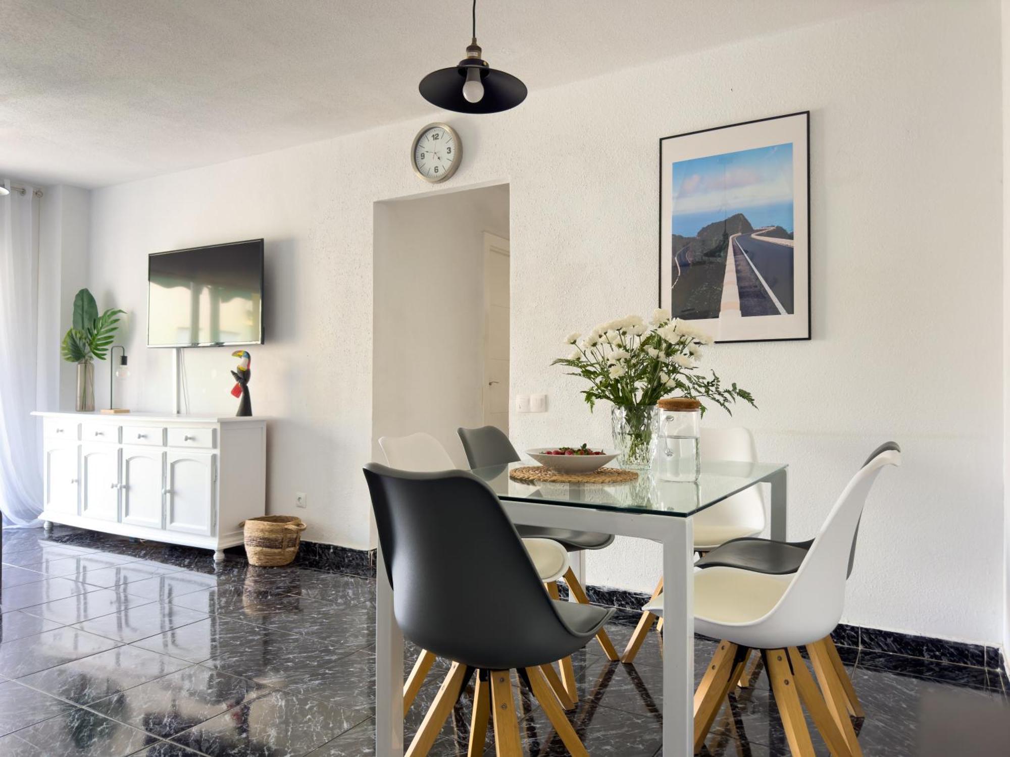 Amazing 3-Bedroom Apartment. Pool And Sea View! Los Cristianos  Exteriör bild